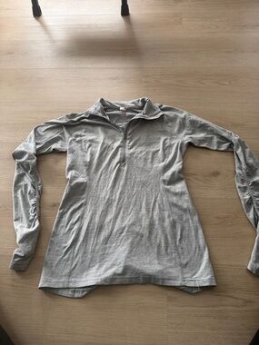 Lucy Gray Half-Zip Long Sleeve Pullover